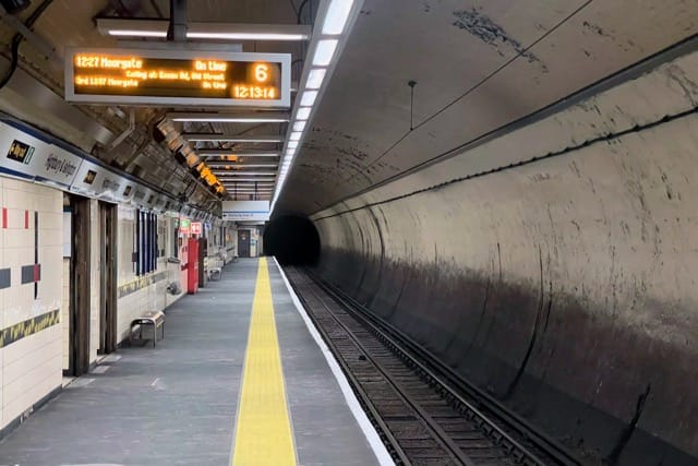 Highbury & Islington station's filthy GN Inners track wall. Heliomass
