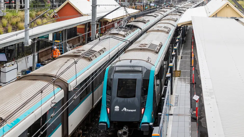 Friday Reads for 24 April