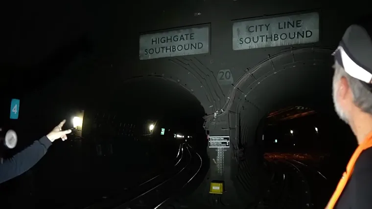 Monday's Friday Reads – 25 December 2023