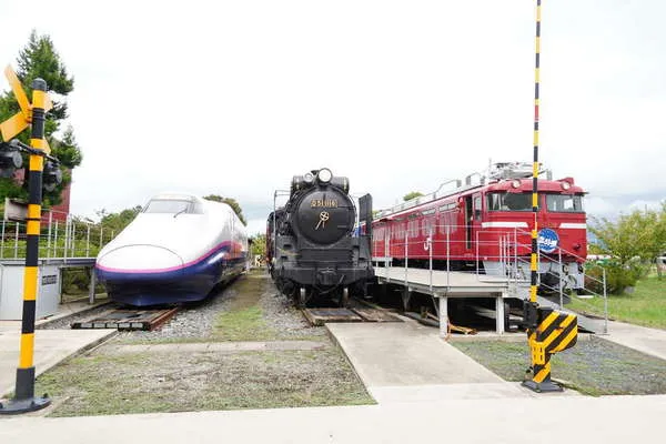 Monday's Friday Reads – 22 January 2024