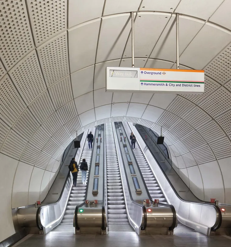 Monday's Friday Reads - 23 May 2022