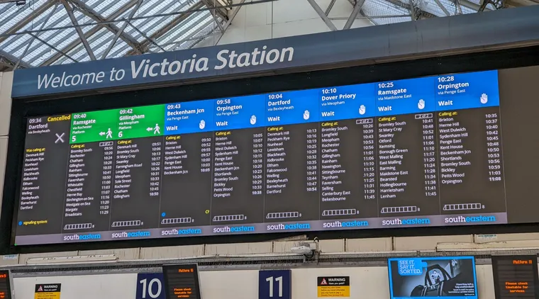 New London Victoria departure boards
