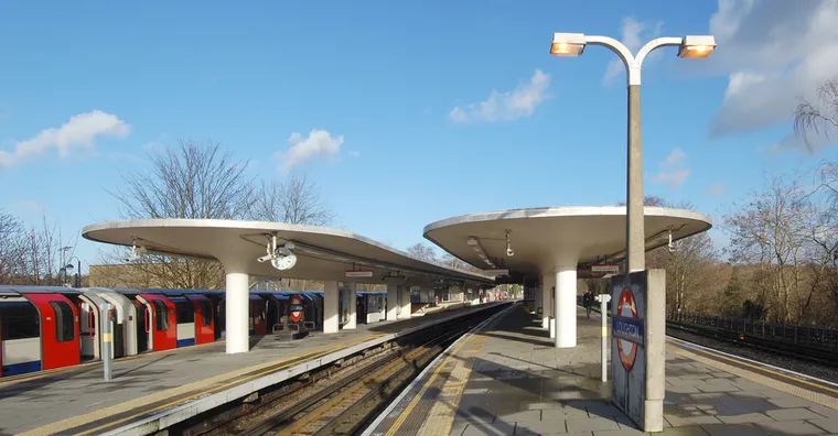 Loughton Station platforms Dan Wright
