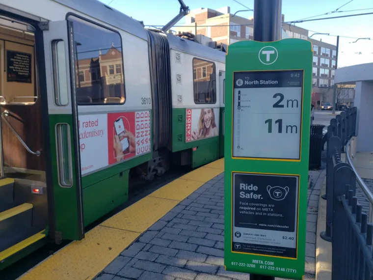 Boston e-ink screen is easier to read in all conditions, on Boston LRT platform