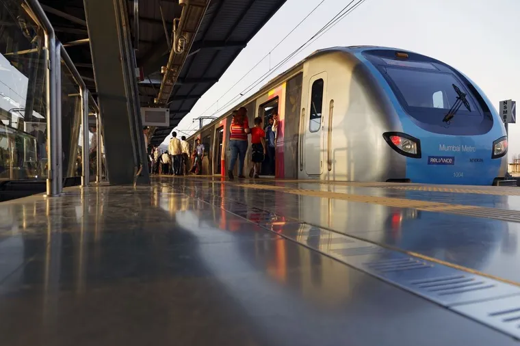 Friday Reads - 17 January 2025