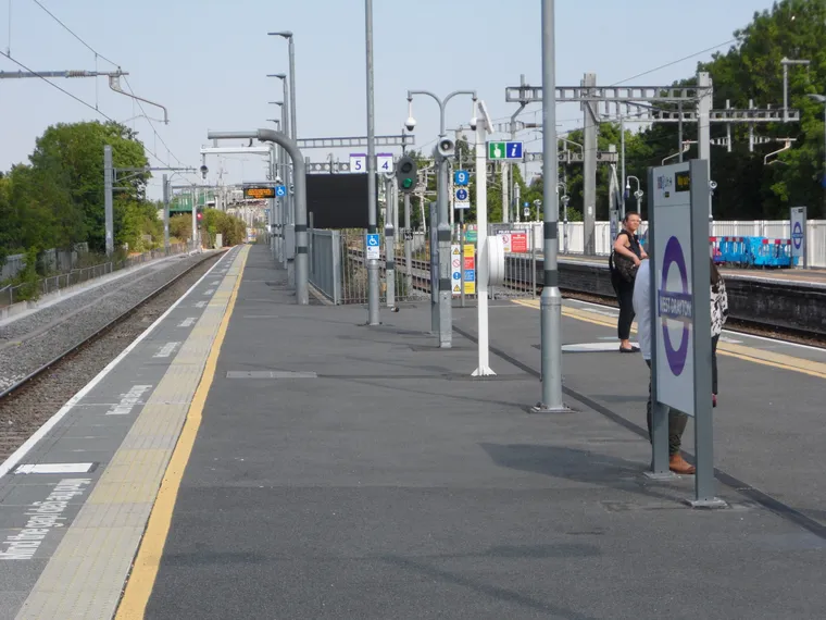 Bonus Trains for Crossrail - More Details