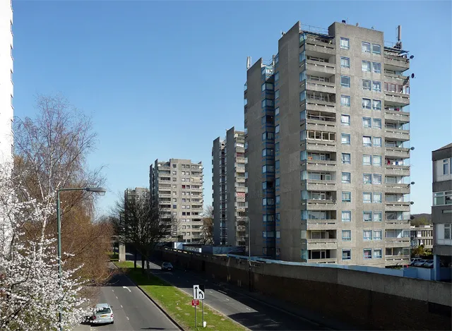 Monday's Friday Reads for 9 March