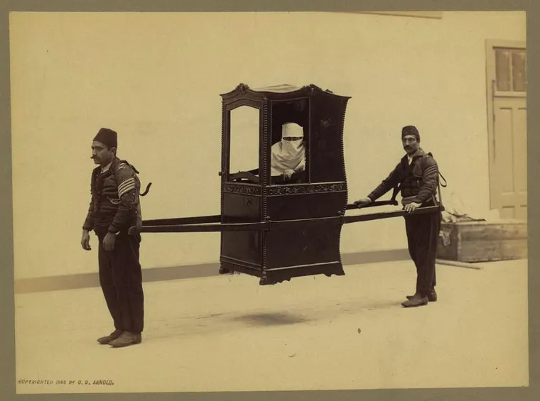 Monday's Friday Reads for 27 April